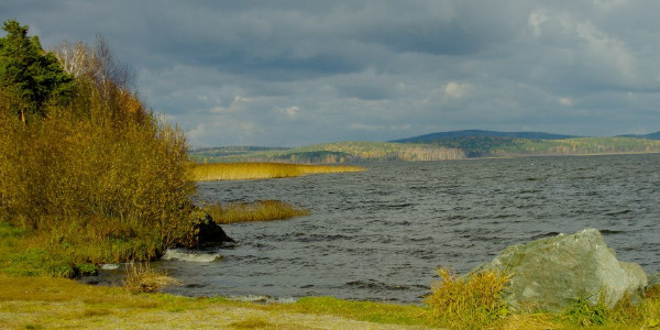 Квартира у озера